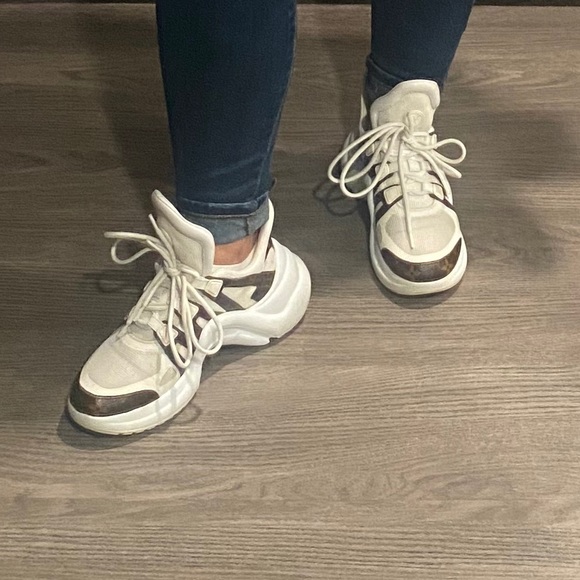 LV sneakers - Picture 1 of 2